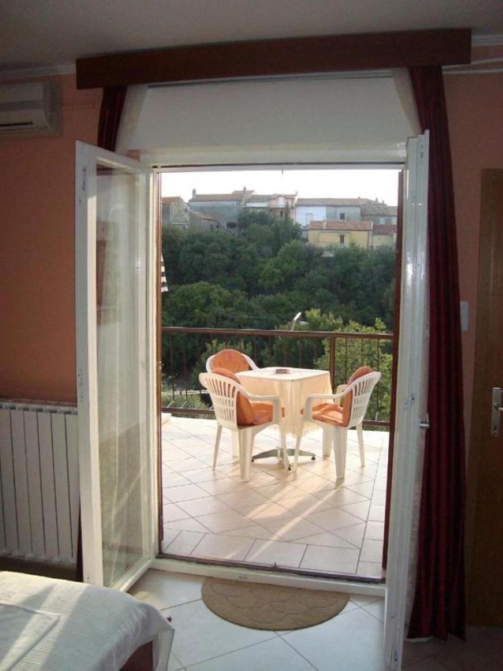 Apartment Marie Omišalj Extérieur photo