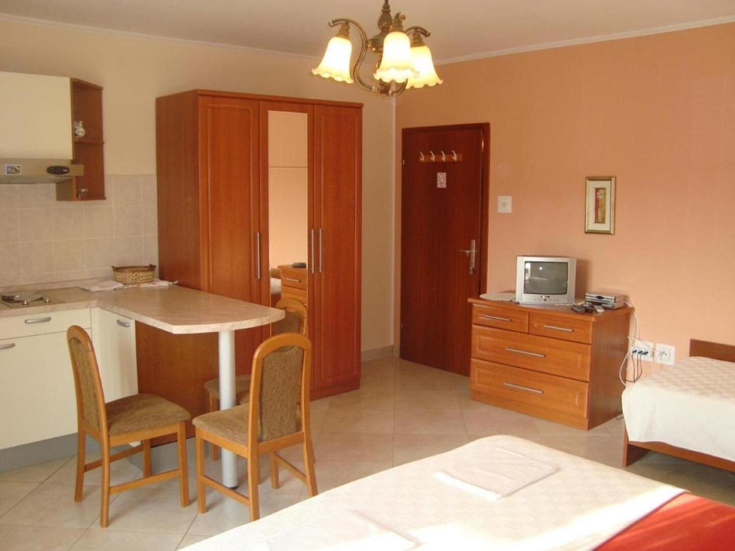 Apartment Marie Omišalj Extérieur photo