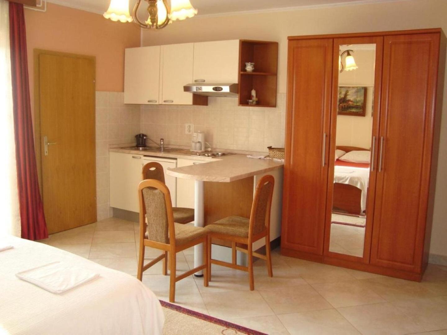Apartment Marie Omišalj Extérieur photo